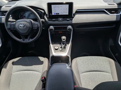 Used 2024 Toyota RAV4 XLE AWD/4WD image 10