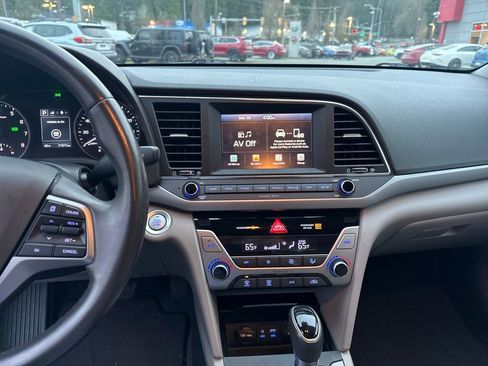 Used 2018 Hyundai Elantra Value Edition image 22