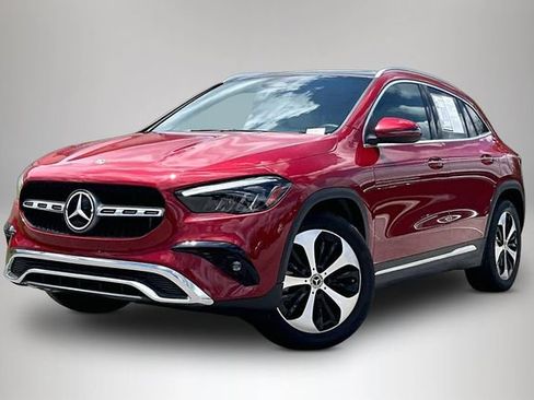 Used 2025 Mercedes-Benz GLA 250 image 2