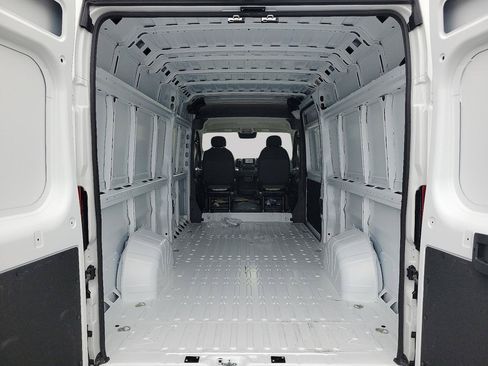 New 2024 RAM ProMaster 3500 w/ Power Group FWD image 6