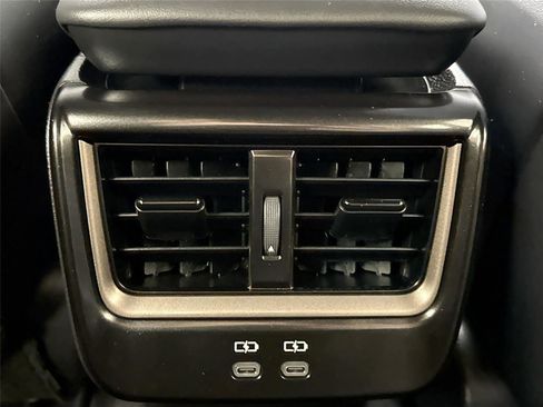 Used 2025 Toyota Crown Signia image 52