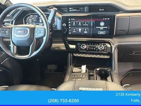 Used 2025 GMC Sierra 2500 AT4X AWD/4WD image 61