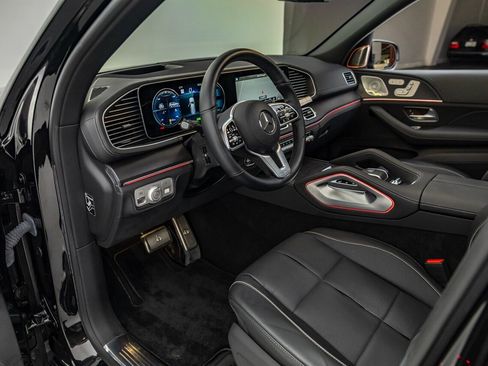 Used 2022 Mercedes-Benz Maybach GLS 600 4MATIC image 29