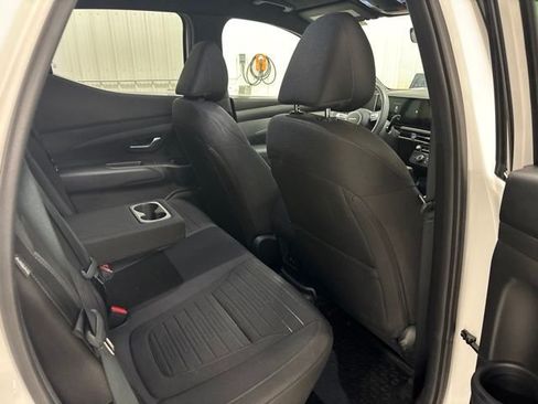 Certified 2025 Hyundai Santa Cruz SE AWD/4WD image 28