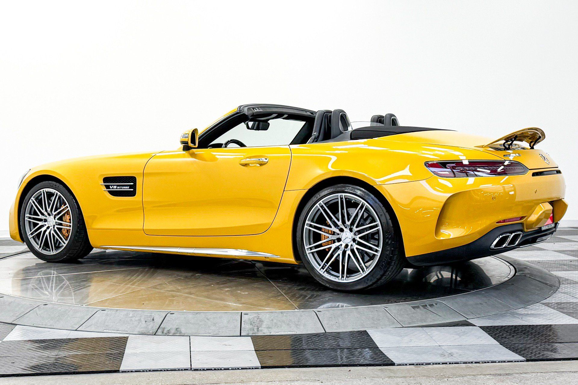Used 2020 Mercedes-Benz AMG GT C image 7