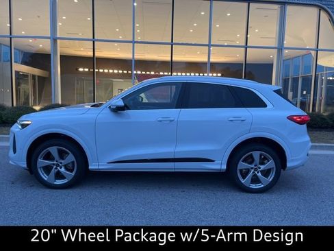 New 2025 Audi Q5 Premium Plus image 3