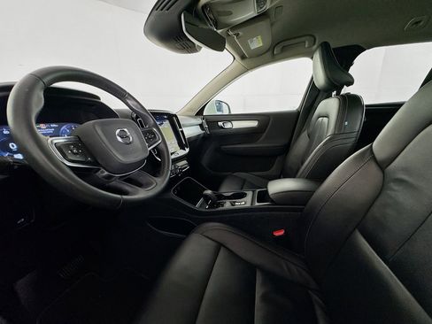 Used 2022 Volvo XC40 T5 Momentum AWD/4WD image 20