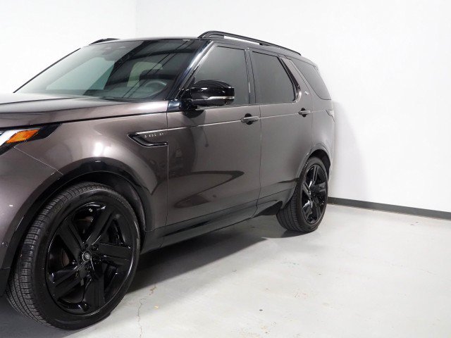 Used 2024 Land Rover Discovery Dynamic SE AWD/4WD image 62