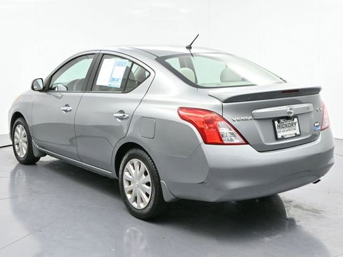 Used 2013 Nissan Versa SV w/ Convenience Pkg image 5