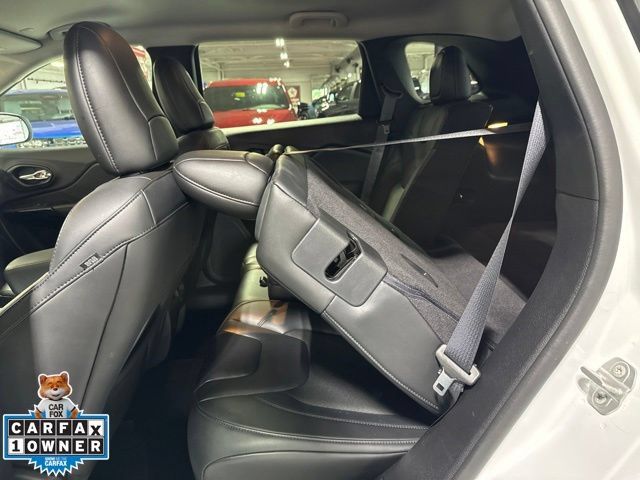 Certified 2021 Jeep Cherokee Latitude Plus AWD/4WD image 37