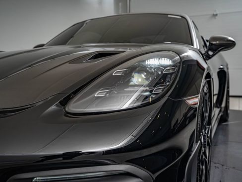 Certified 2024 Porsche 718 Cayman GT4 RS RWD image 16