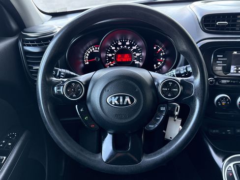 Used 2018 Kia Soul image 10