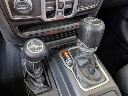 Used 2018 Jeep Wrangler Unlimited Sport S AWD/4WD image 12