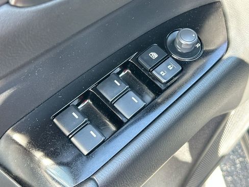 Used 2023 MAZDA CX-5 AWD 2.5 S w/ Select Package image 18