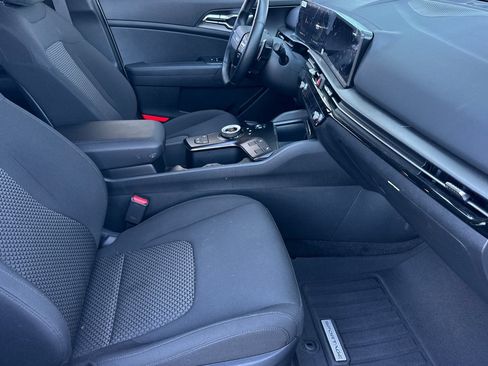 Certified 2026 Kia Sportage S AWD/4WD image 16