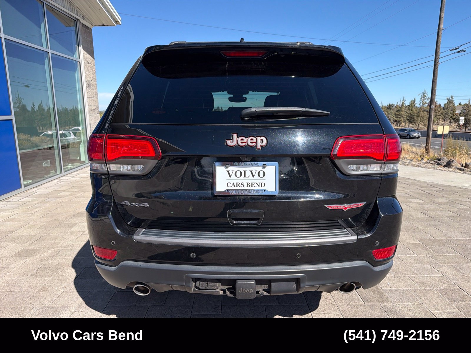 Used 2018 Jeep Grand Cherokee Trailhawk w/ Trailhawk Luxury Group AWD/4WD image 6