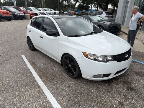 Used 2012 Kia Forte SX w/ Tech Pkg image 3