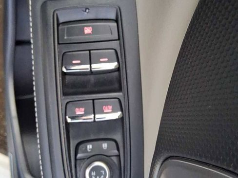 Used 2023 Subaru Forester Limited image 14