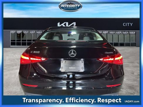 Used 2018 Dodge Durango SRT w/ SRT Interior Appearance Group image 5