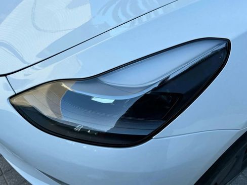 Used 2023 Tesla Model 3 Standard Range image 24