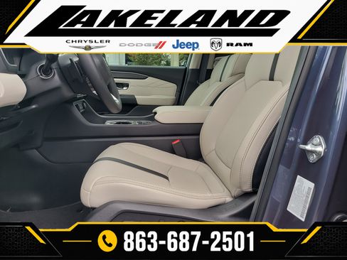 Used 2026 Honda Pilot Touring image 18