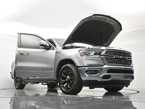 Used 2019 RAM 1500 Laramie AWD/4WD image 48