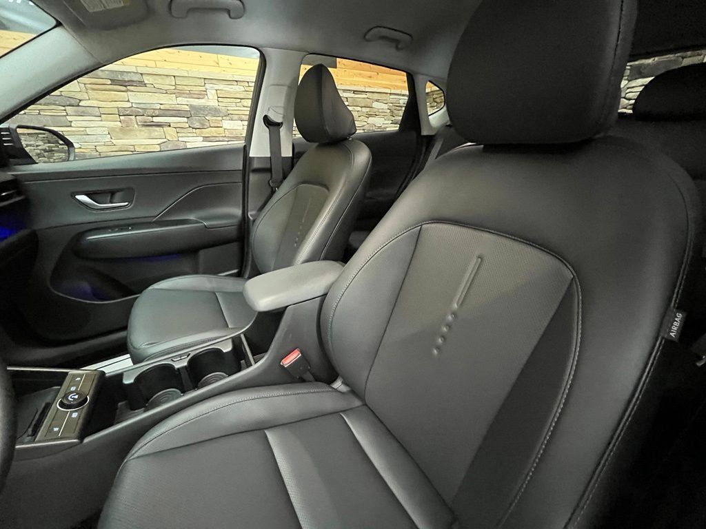 Used 2026 Hyundai Kona SEL Premium AWD/4WD image 26