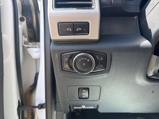 Used 2022 Ford F350 Lariat w/ Chrome Package AWD/4WD image 11