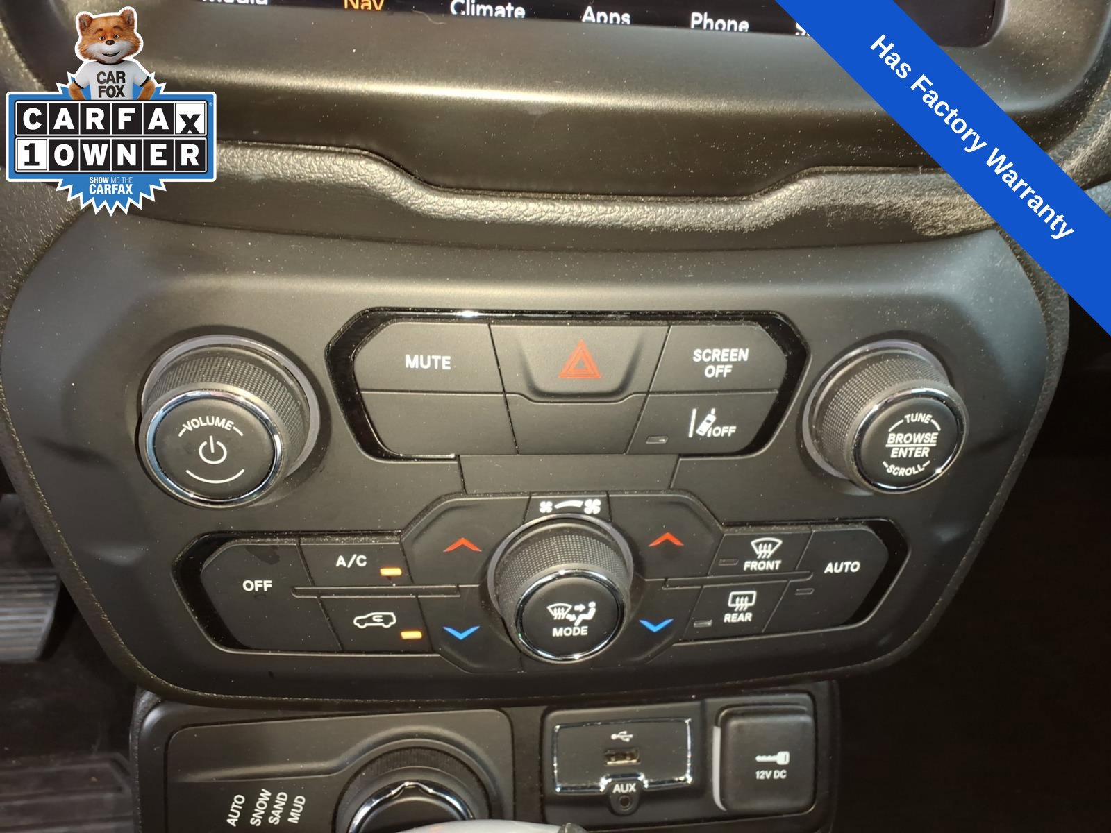 Used 2023 Jeep Renegade Latitude AWD/4WD image 18