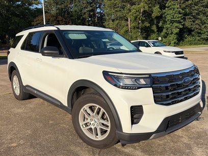 Used 2025 Ford Explorer Active