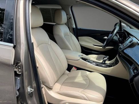 Used 2019 Buick Envision Essence FWD image 32