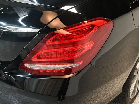 Used 2015 Mercedes-Benz C 300 Sedan image 15