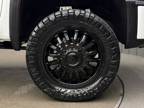 Used 2026 GMC Sierra 3500 Denali w/ Denali Reserve Package AWD/4WD image 9