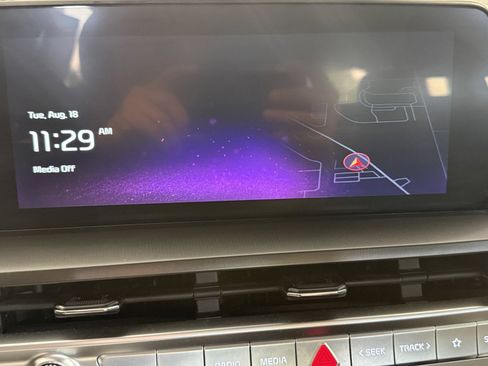 Used 2023 Kia Telluride S AWD/4WD image 11