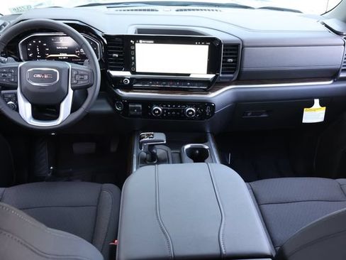 New 2026 GMC Sierra 1500 Elevation RWD image 17