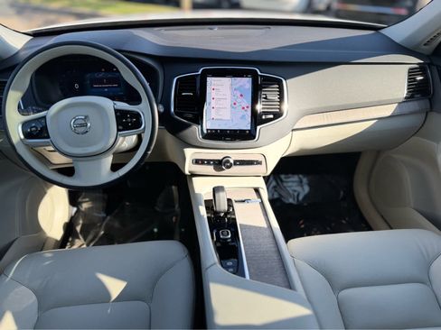Used 2023 Volvo XC90 T8 Plus w/ Protection Package Premier image 11