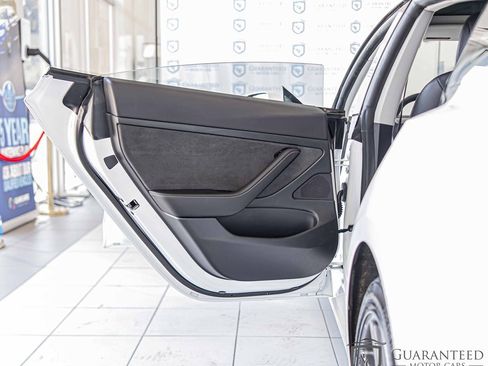 Used 2020 Tesla Model 3 Standard Range Plus image 28