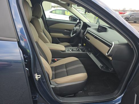 Certified 2025 MAZDA CX-50 AWD 2.5 S w/ Premium Package image 15