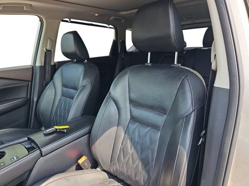 Used 2021 Nissan Rogue Platinum FWD image 15