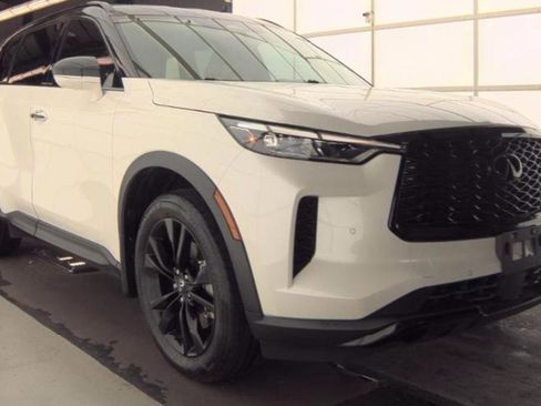 Certified 2023 INFINITI QX60 Luxe w/ Cargo Package image 4