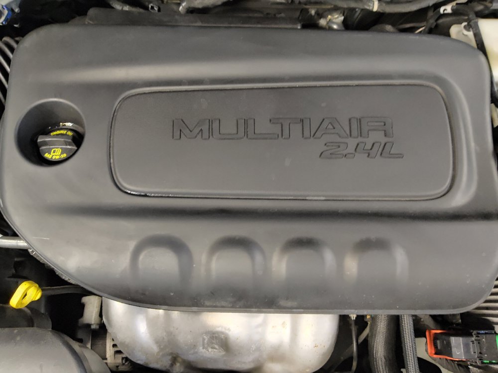 Used 2019 Jeep Cherokee Limited FWD image 30