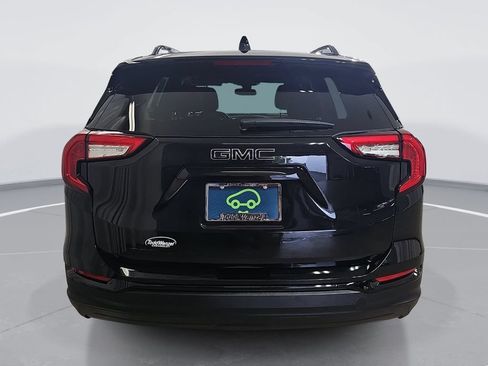 Used 2023 GMC Terrain SLE w/ Driver Convenience Package FWD image 5