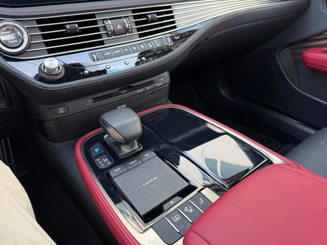 Used 2022 Lexus LS 500 F Sport w/ Accessory Package (Z2) RWD image 11