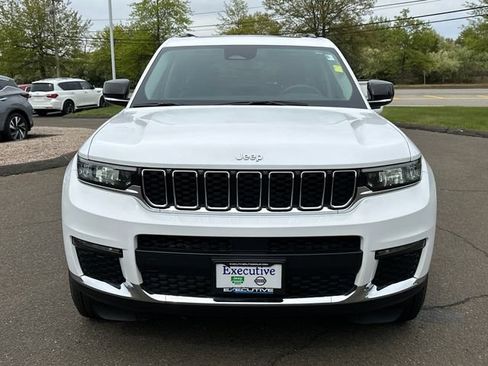 Used 2022 Jeep Grand Cherokee L Limited AWD/4WD image 6