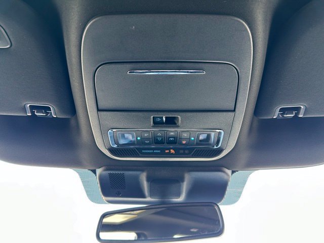Used 2025 Ford F150 Lariat AWD/4WD image 16
