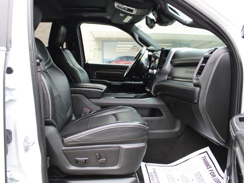 Used 2021 RAM 2500 Limited AWD/4WD image 8