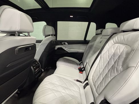 New 2027 BMW X7 xDrive40i w/ Executive Package AWD/4WD image 29
