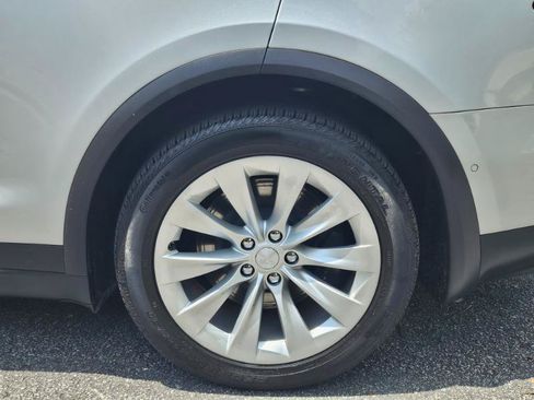 Used 2018 Tesla Model X 100D AWD/4WD image 18