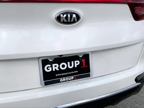 Used 2022 Kia Sportage LX image 9