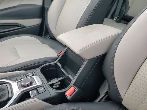 Certified 2024 Subaru Forester Limited image 26